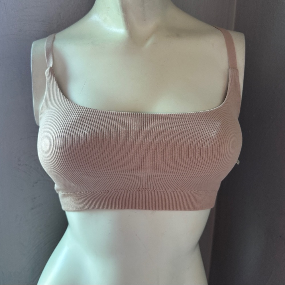 Aerie beige sports bra size large nwt